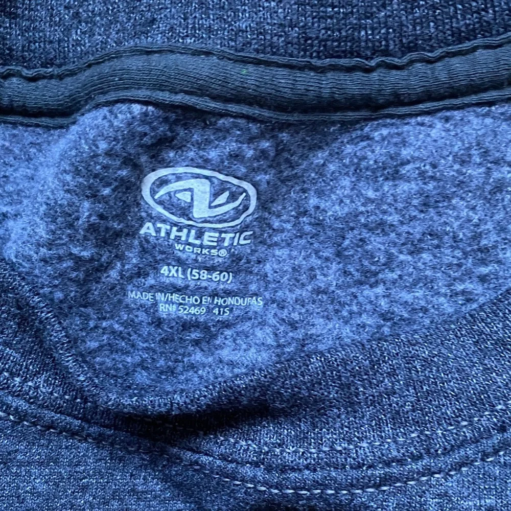 Men's Gray Sweater